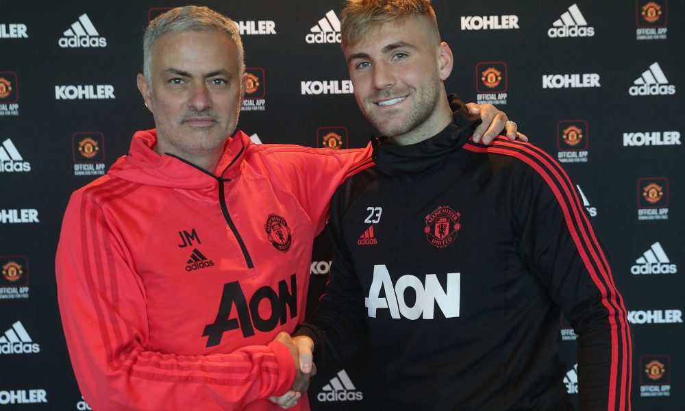 Luke Shaw Signs New 5 Year Contract Man Utd Core