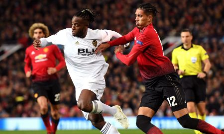 michy-batshuayi-chris-smalling-manchester-united-valencia