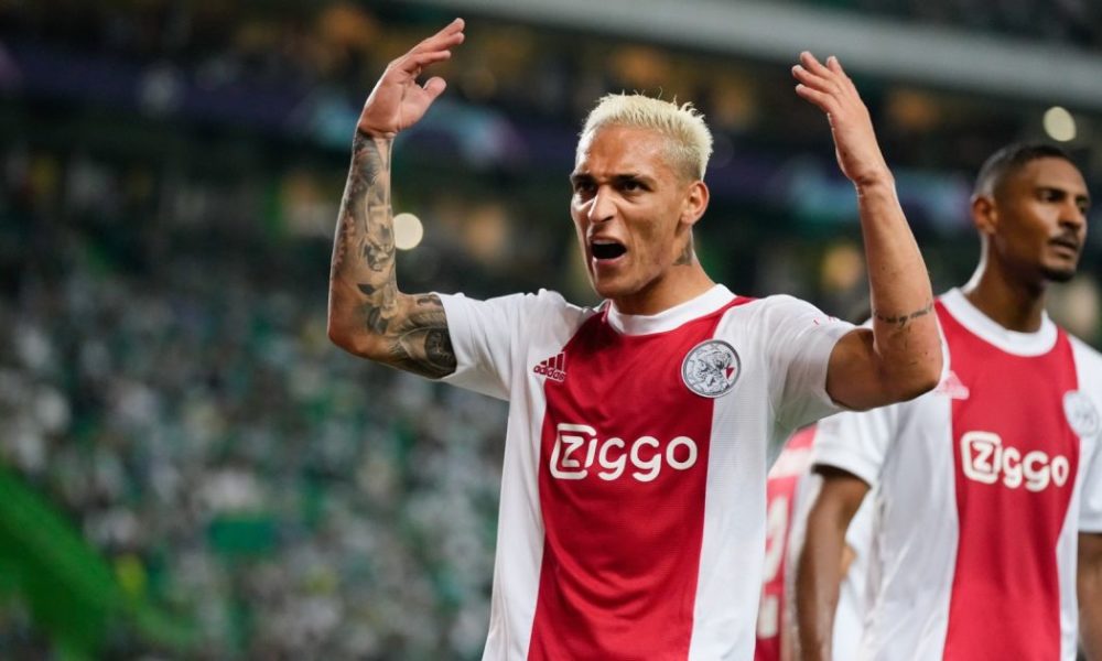 Ajax striker Antony wanted by Manchester United and Chelsea