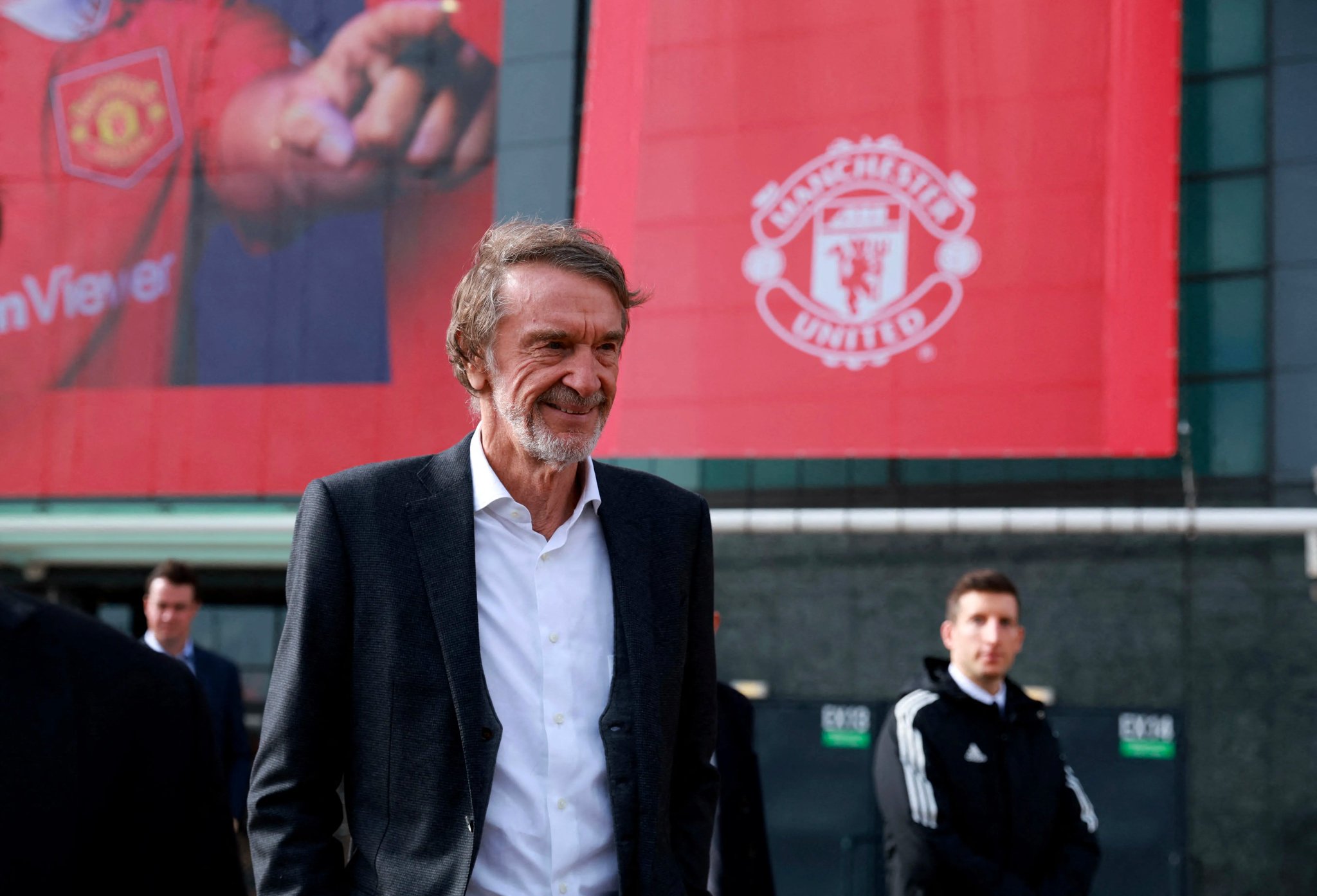 Sir Jim Ratcliffe completes 27.7 % stake in Manchester United