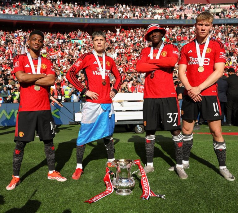 Manchester United Clinches 2024 FA Cup in Thrilling Victory Over City ...